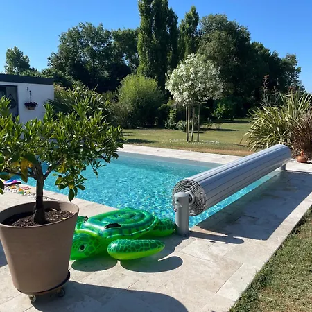 Charentaise Contemporaine Vakantiehuis Anais (Charente-Maritime)
